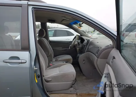 2006 Toyota Sienna Ce z USA, uszkodzony, nr VIN 5TDZA23C26S567323